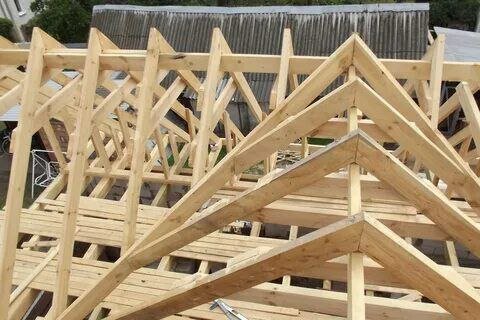 вальмовая крыша стропильная система, монтаж стропильной системы вальмовой крыши, стропила вальмовой крыши, стропильные системы крыш, двускатная кровля стропильная система