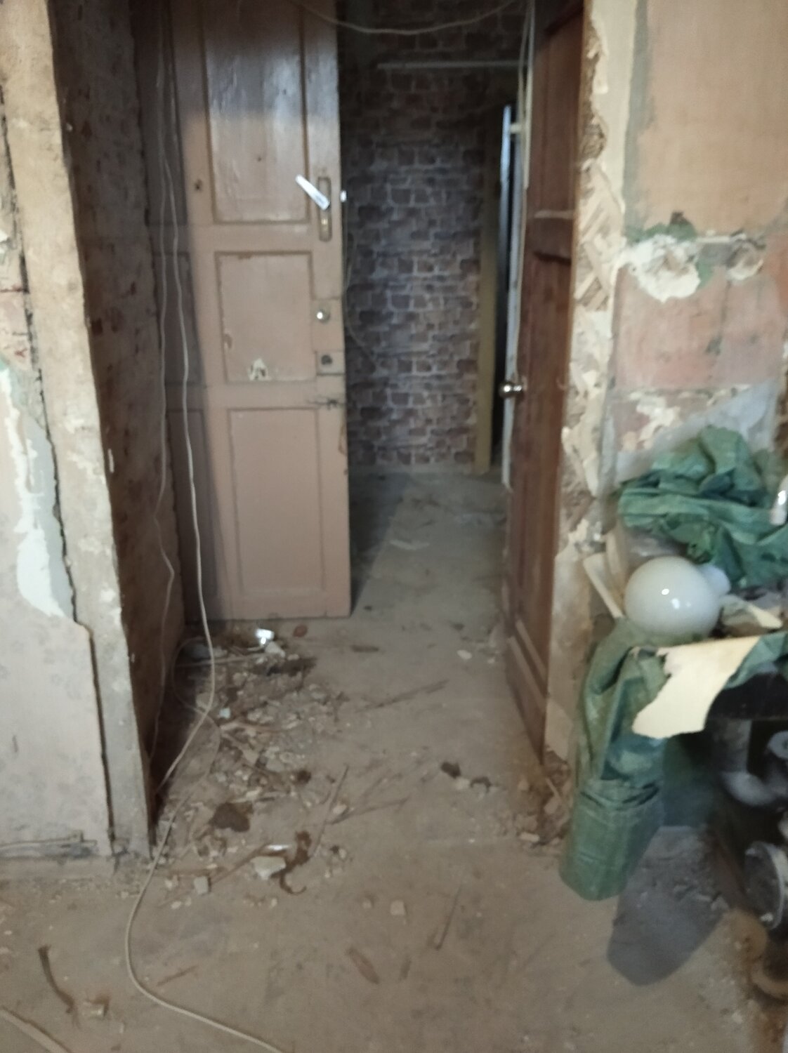 Демонтаж кирпичной кладки