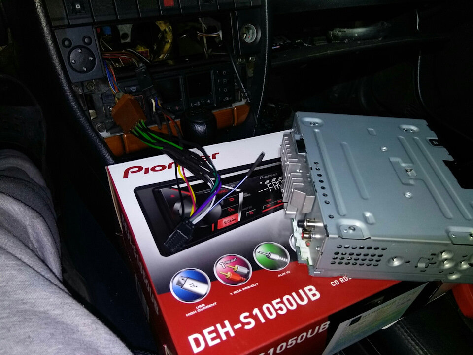 ауди 100 подключить магнитолу пионер, pioneer mvh-280fd разъемы, pioneer mvh-x580 разъем, пионер mvh 280 tb, pioneer mvh дополнительное охлаждение