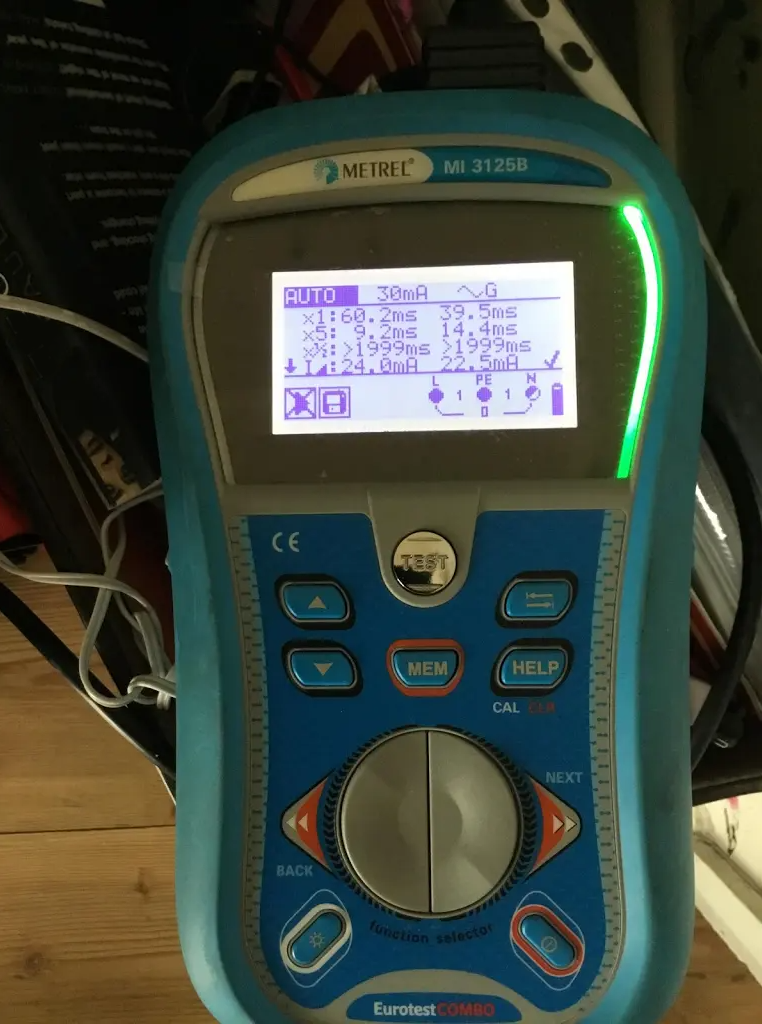 многофункциональный прибор metrel, metrel 3122, metrel 1100, измерительный прибор metrel mi3242, metrel mi 3100 s