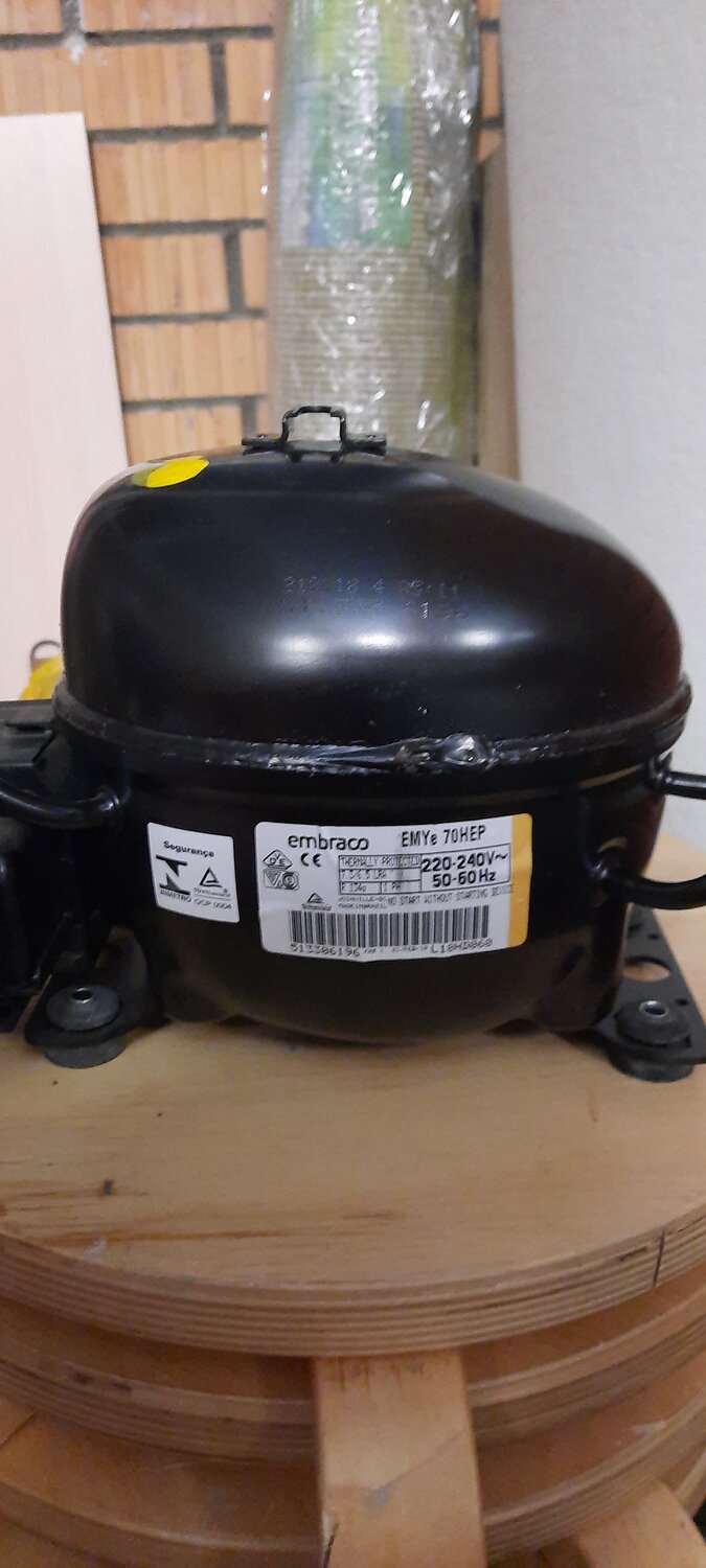 компрессор embraco emye70hep r134a 168вт, компрессор embraco emye70clp, компрессор emt56clp embraco (r600) 155w упаковка, компрессор embraco r600a, компрессор embraco aspera emie 65 her