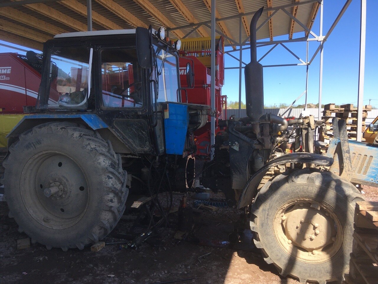 мтз, мтз-80, мтз 82 1 механизатор, трактор мтз-80 т-150 к-700 мтз -82, мтз 920.1