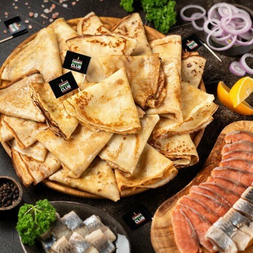 блинчики ассорти, блинчики, блины и блинчики, блины ассорти, блины с мясом вид сверху