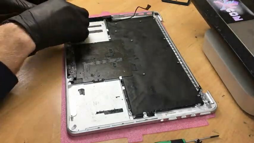 Замена клавиатуры Macbook