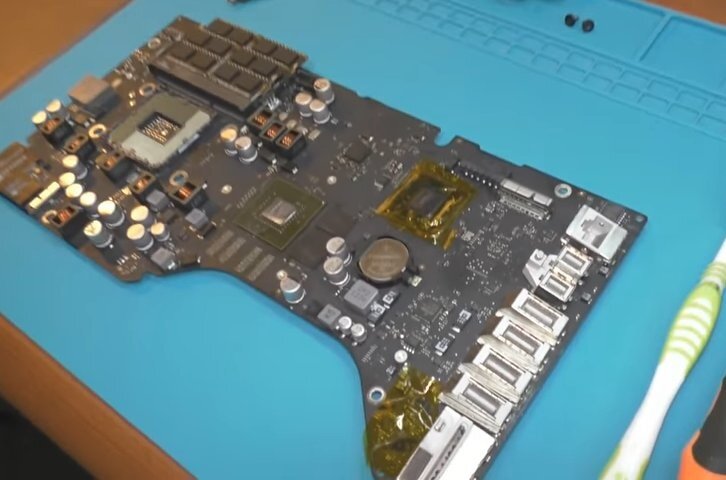 Чистка Imac от пыли