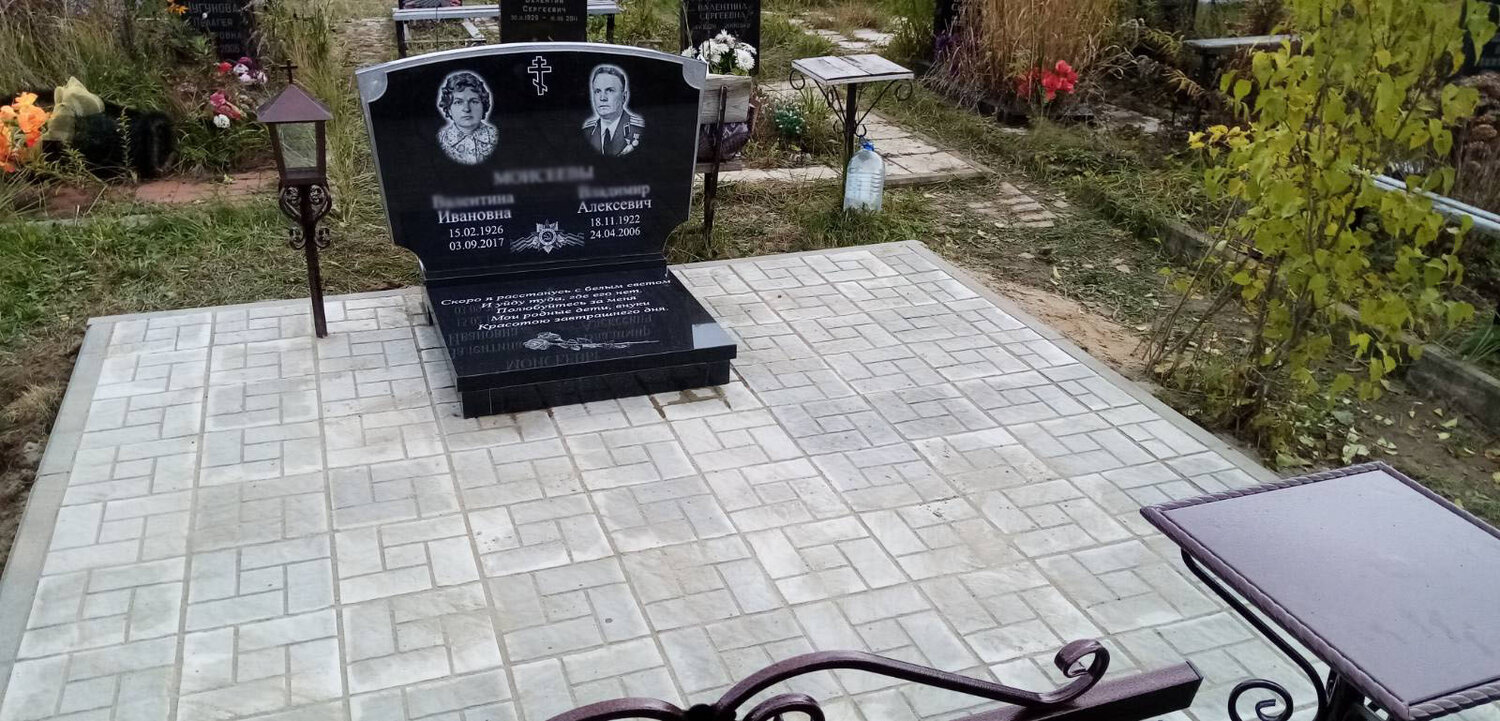 памятники из гранита, памятники на могилу, двойные гранитные памятники, памятники образцы, памятники ритуальные