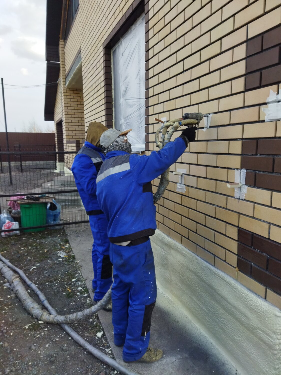 очистка фасадов, утепление дома пенополиуретаном в листах, наружная отделка, мойка фасадов, лазерный бластинг