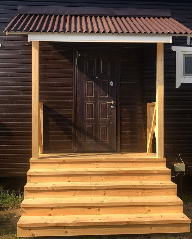 крыльцо, крыльцо для бани, деревянное крыльцо, отделка деревянного крыльца, крылечко для дачного домика