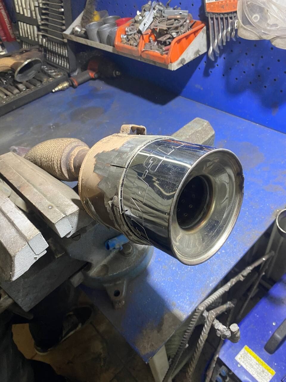 пламегаситель мазда 3 1.6, пламегаситель аутлендер xl 3.0, катализатор мазда 6 2008, катализатор kia ceed, пламегаситель kia cerato