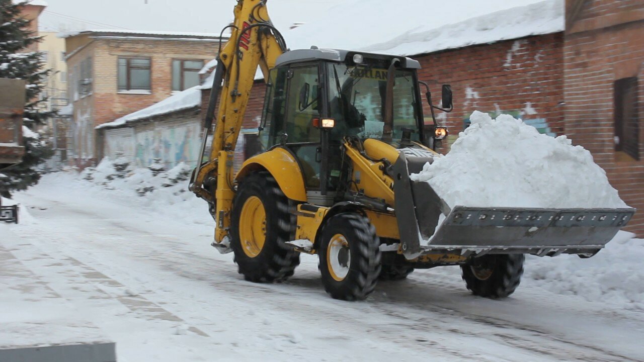 экскаватор-погрузчик jcb 3cx уборка снега, уборка снега jcb 3cx, jcb 3cx 2004, экскаватор погрузчик jcb, экскаватор-погрузчик гидромек 102s уборка снега