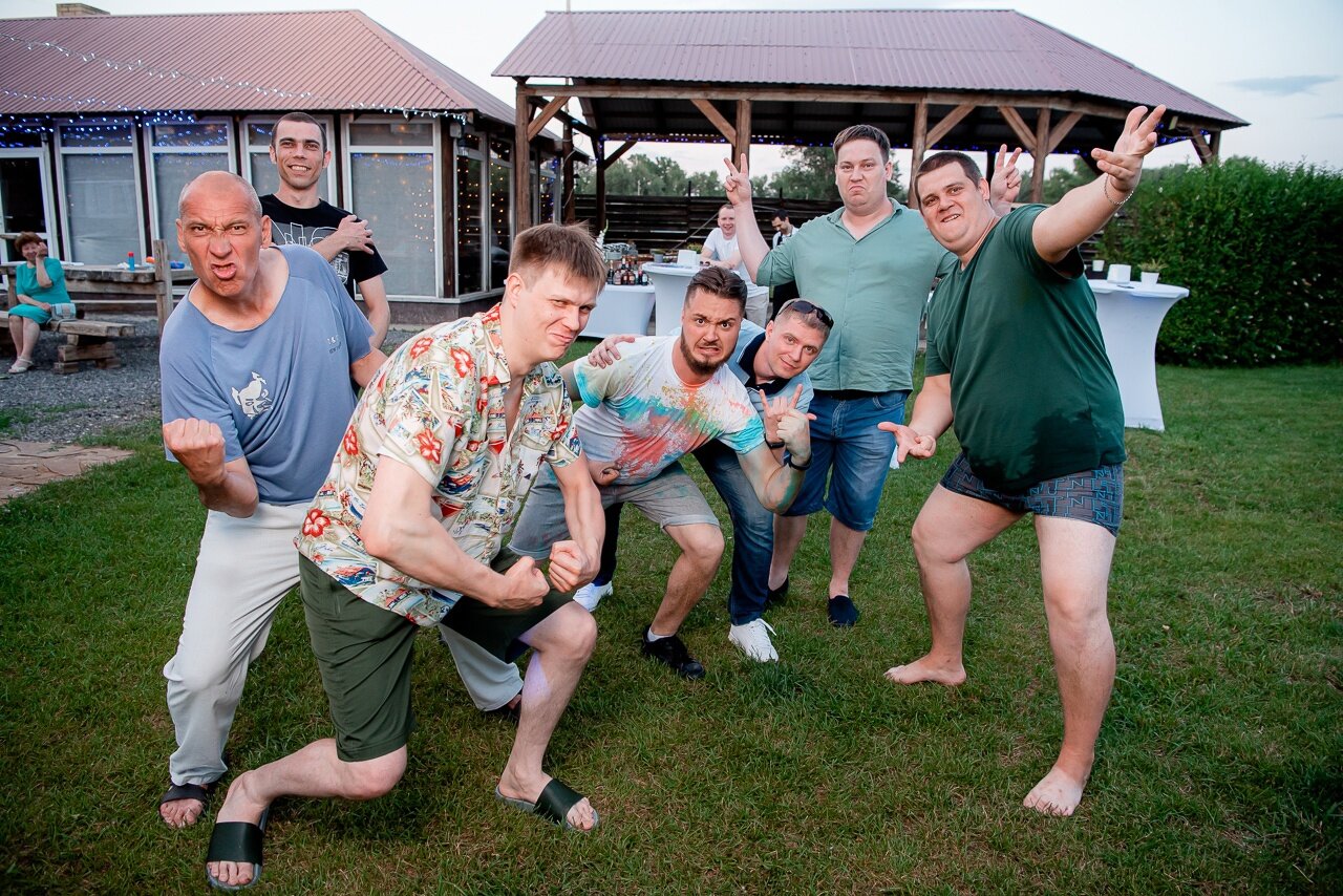 мужчина, море солнце, человек, проведение юбилея, сотрудники