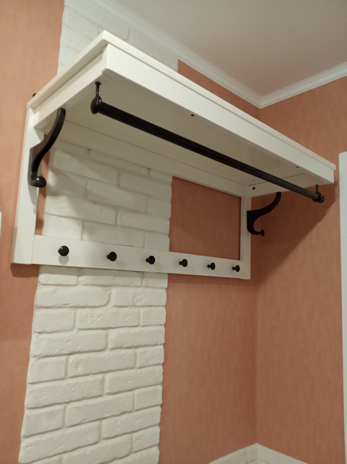 хемнэс полка для головных уборов, белый, 85 см, hemnes хемнэс полка для головных уборов, белый 85 см, вешалка хемнэс икеа, вешалка полка для головных уборов хемнэс, вешалка икеа хемнэс хемнэс