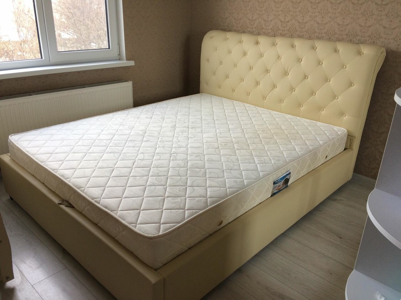 двуспальная кровать, кровать двуспальная каприз от сонум, кровать франческа 1.6 с подъемным механизмом (экокожа белая), кровать двухспальная, кровать