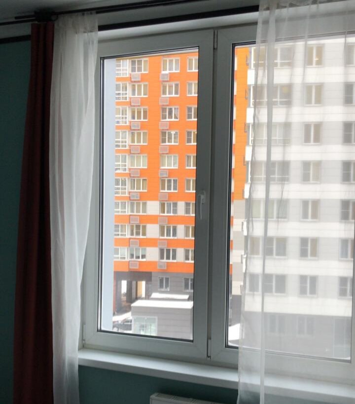 пластиковое окно, окон, пластиковые окна в новостройке, пластиковые трисы -на окна, окна рехау с форточкой
