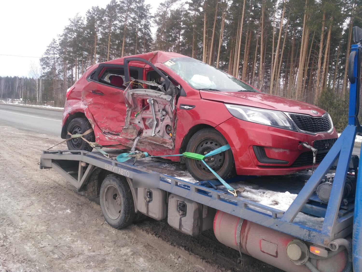 легковой автомобиль, авто, автомобиль, разбитый эвакуатор, Kia Rio III Рестайлинг