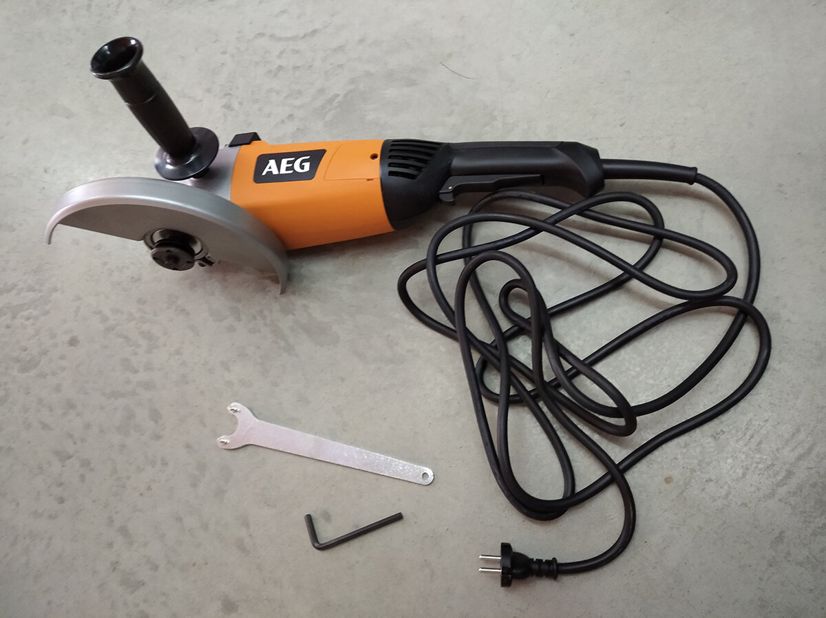 угловая шлифмашина aeg ws 2200-230dms 428500, aeg pe 150, aeg угловая шлифмашина ws15-125sx 4935455100, ушм аег 230, болгарка aeg 230
