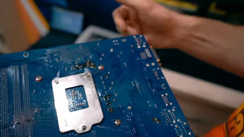 материнская плата gigabyte ga-h57m-usb3, плат, материнская плата, блок ramec gale gigabyte ga-h61m-s1 h61, отвал чипа видеокарты