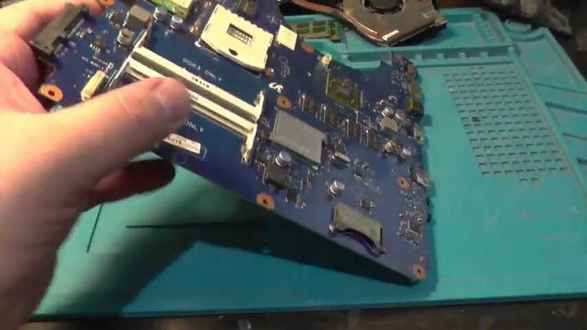 плат, видеочип ноутбука самсунг р525, разборка, видеокарта на леново g580, апгрейд ноутбука hp