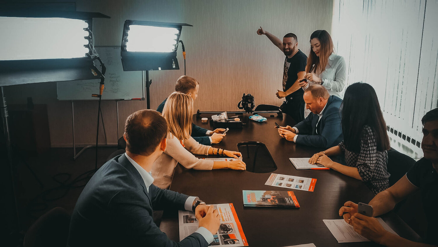 групповое собеседование, корпоративный фильм о компании, бизнес, тренинг, семинары тренинги