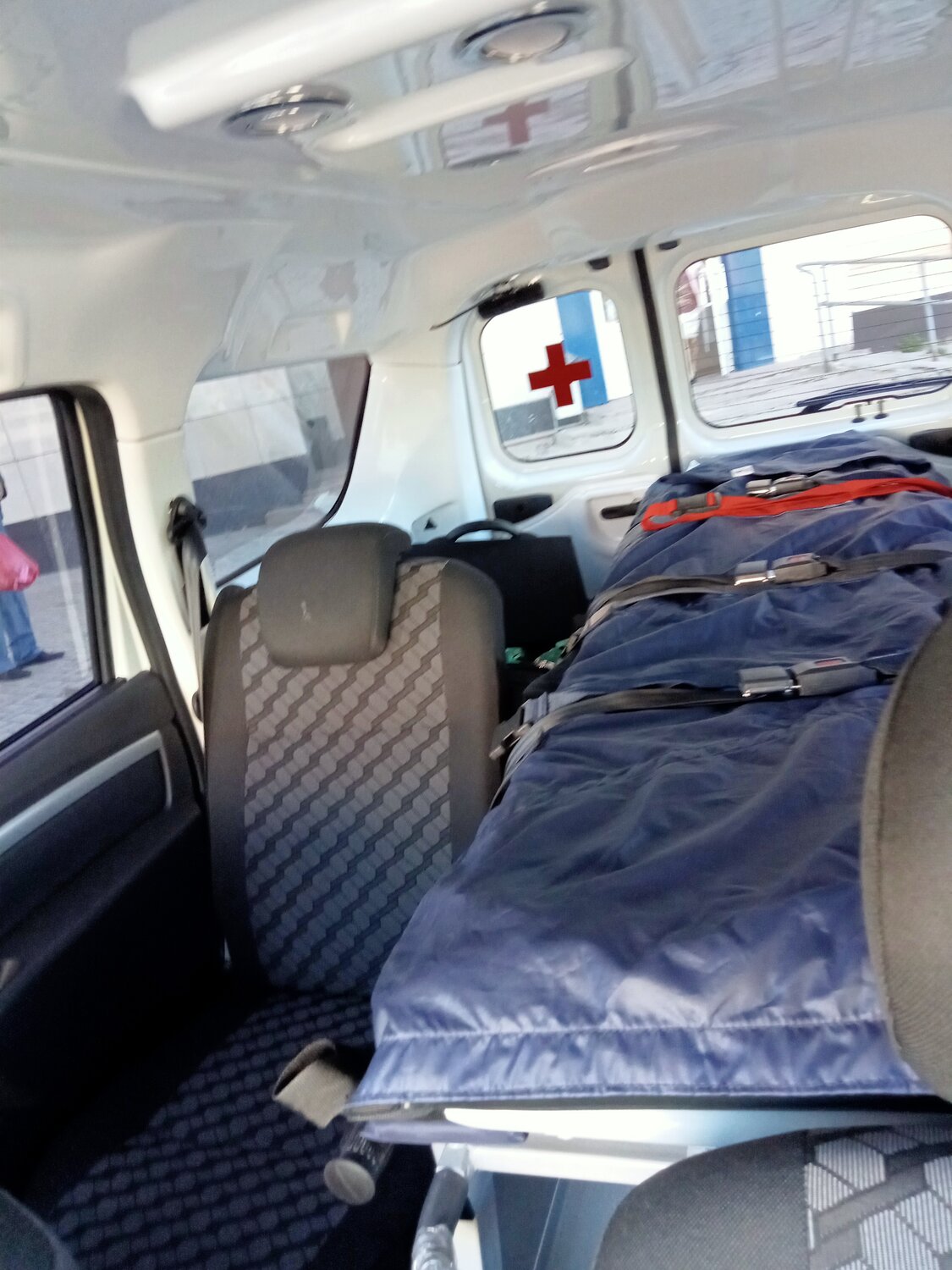 автомобиль, грузовой автомобиль, nissan serena салон, грузовик, bmc тягач салон