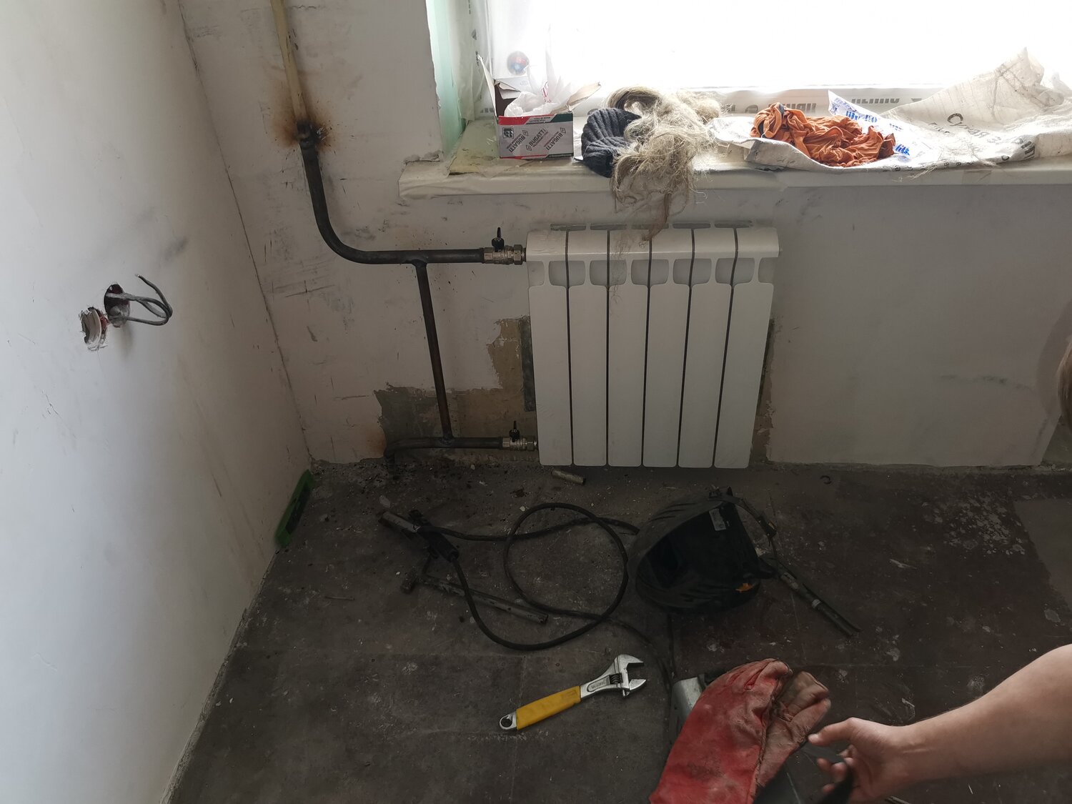 Замена батарей на сварку с трубогибом в квартире
