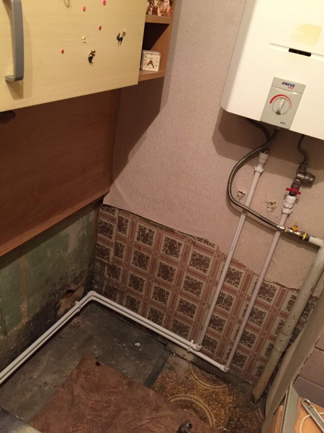квартира, газовая колонка, газовый котёл, квартира в новостройке кухня котел двухконтурный, отопление