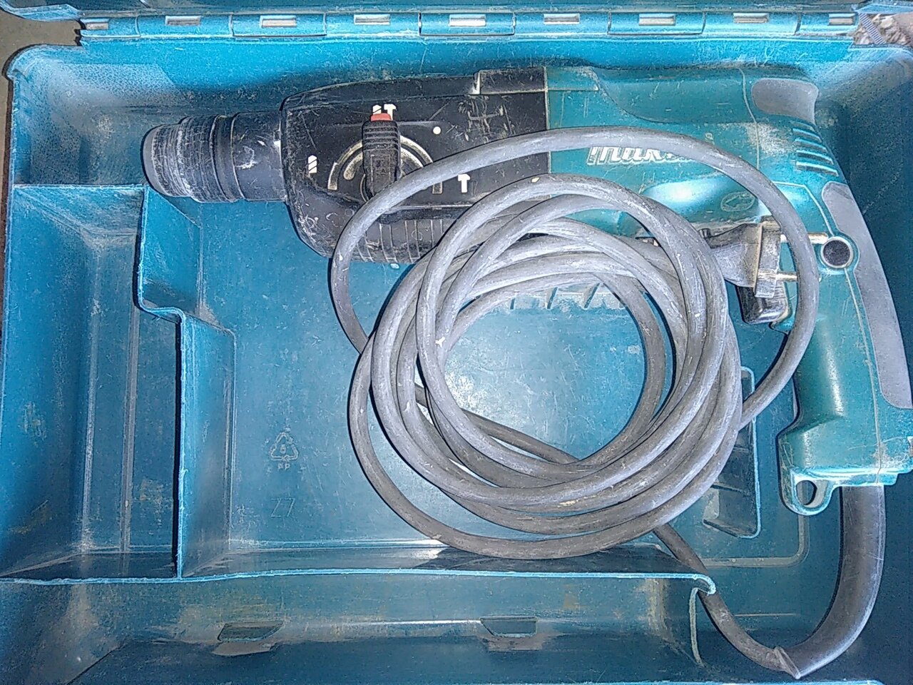 перфоратор сетевой makita hr2450, перфоратор makita б/у, перфоратор макита 0870с, макита 5000 перфоратор, разбор перфоратора макита hr2470