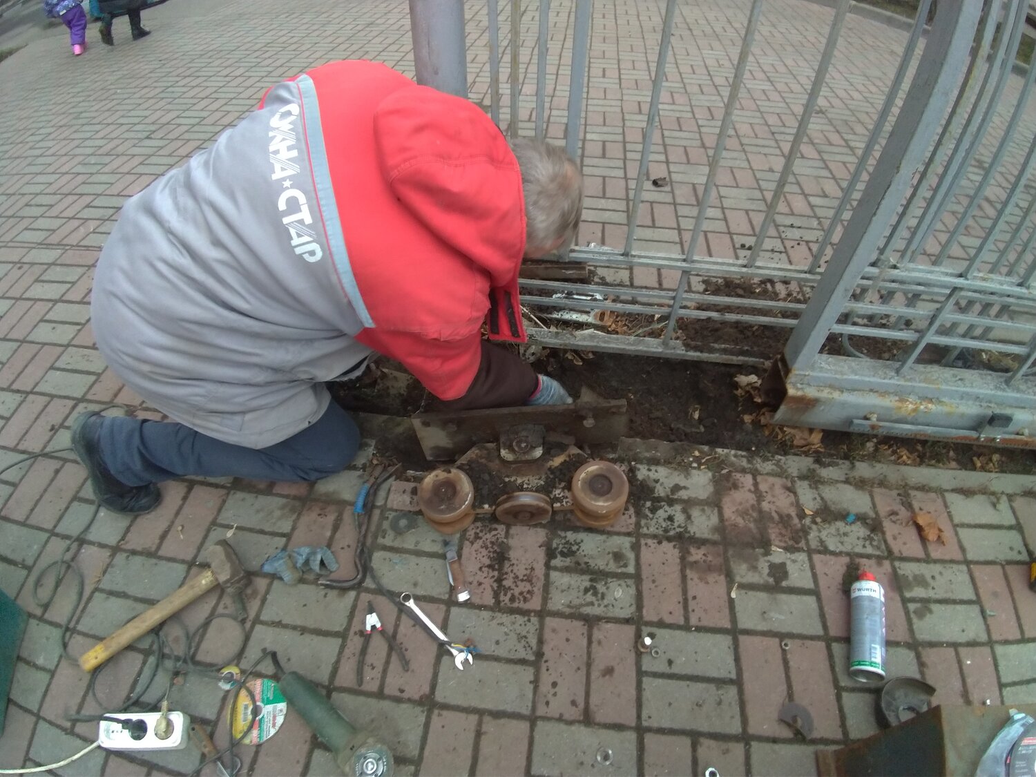 тротуар, на улицах, двор, здание, строительный