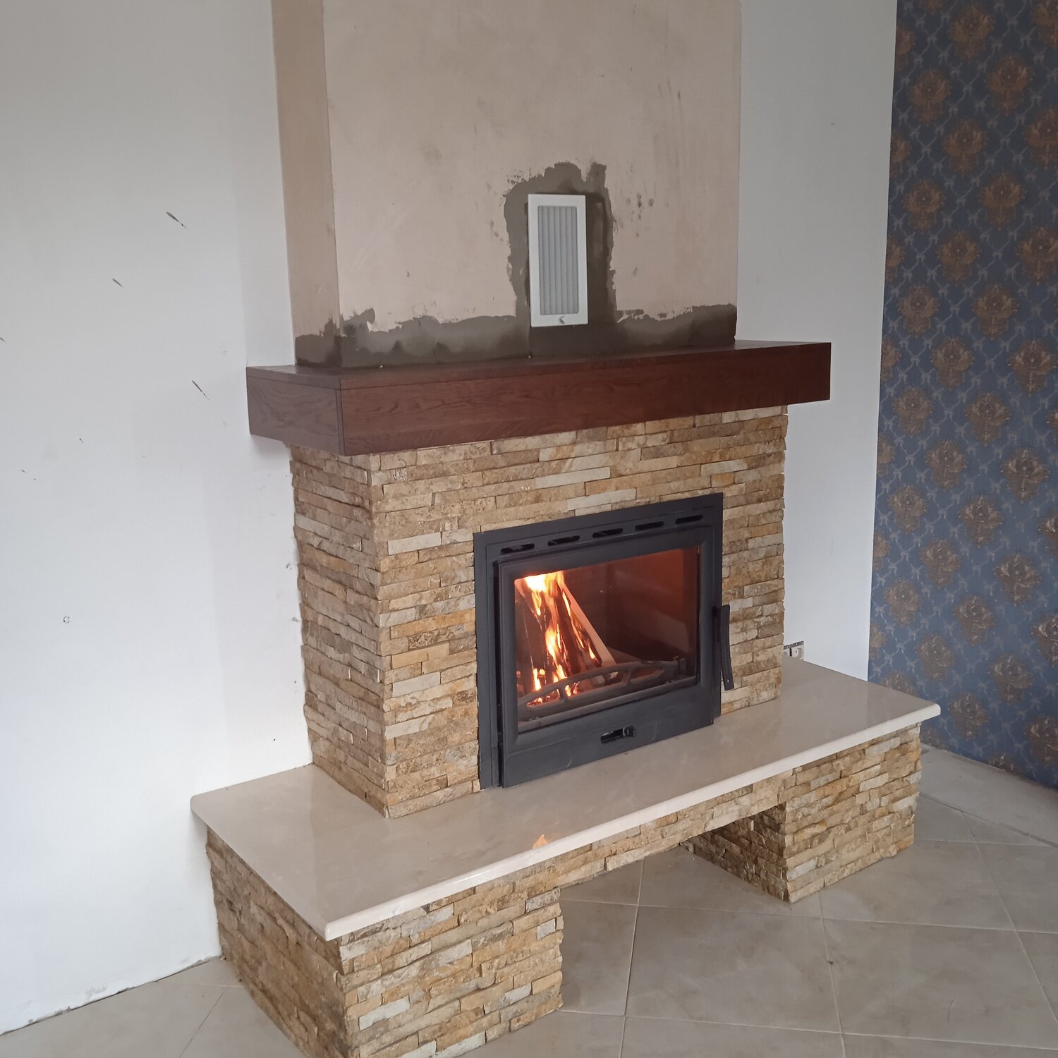 каминная облицовка мета опус 700, каминная облицовка мета троя 705, каминная облицовка lareiarte viola crema light, отделка камина, каминная облицовка