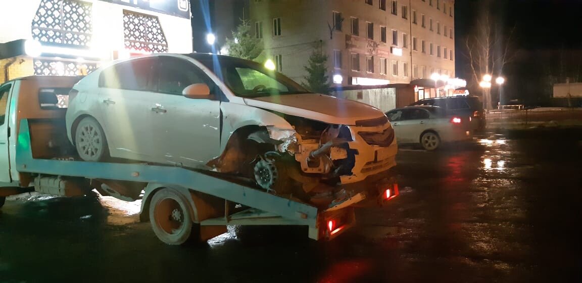 автомобиль, эвакуация автомобиля, авто, эвакуатор н555та190, жесткое дтп