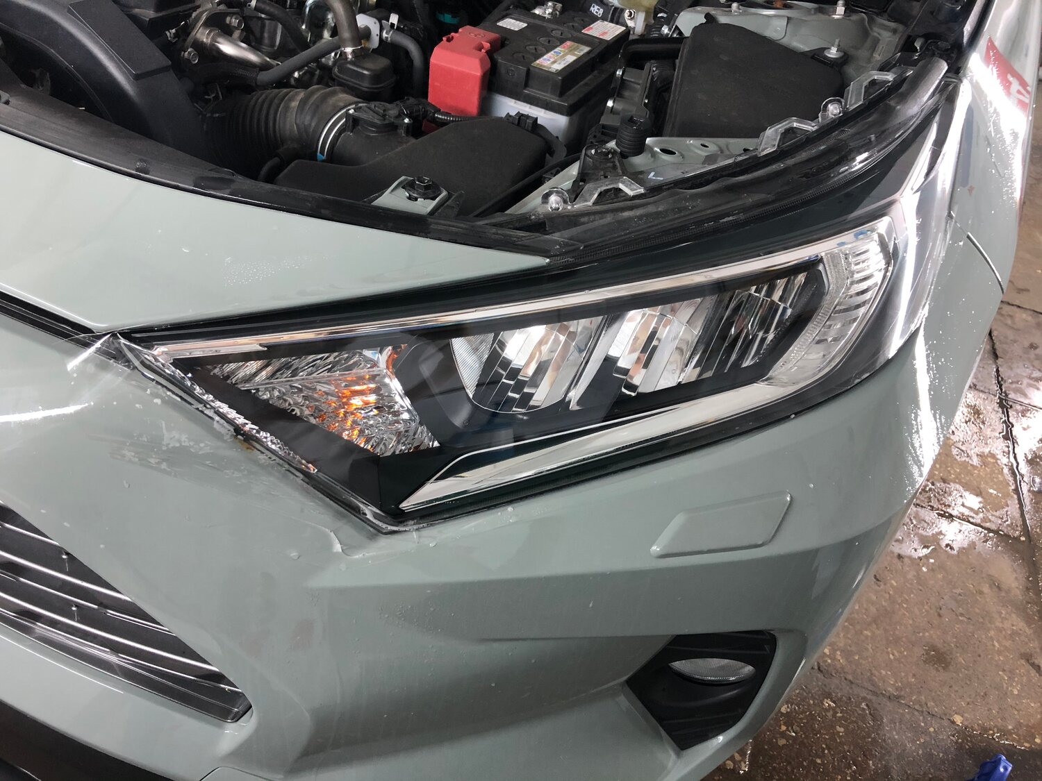 новая тойота рав 4 2021, новый тойота рав 4, новый toyota rav 4, линзы на новый хендай солярис 2 рестайлинг, kia rio 4 бронирование фар