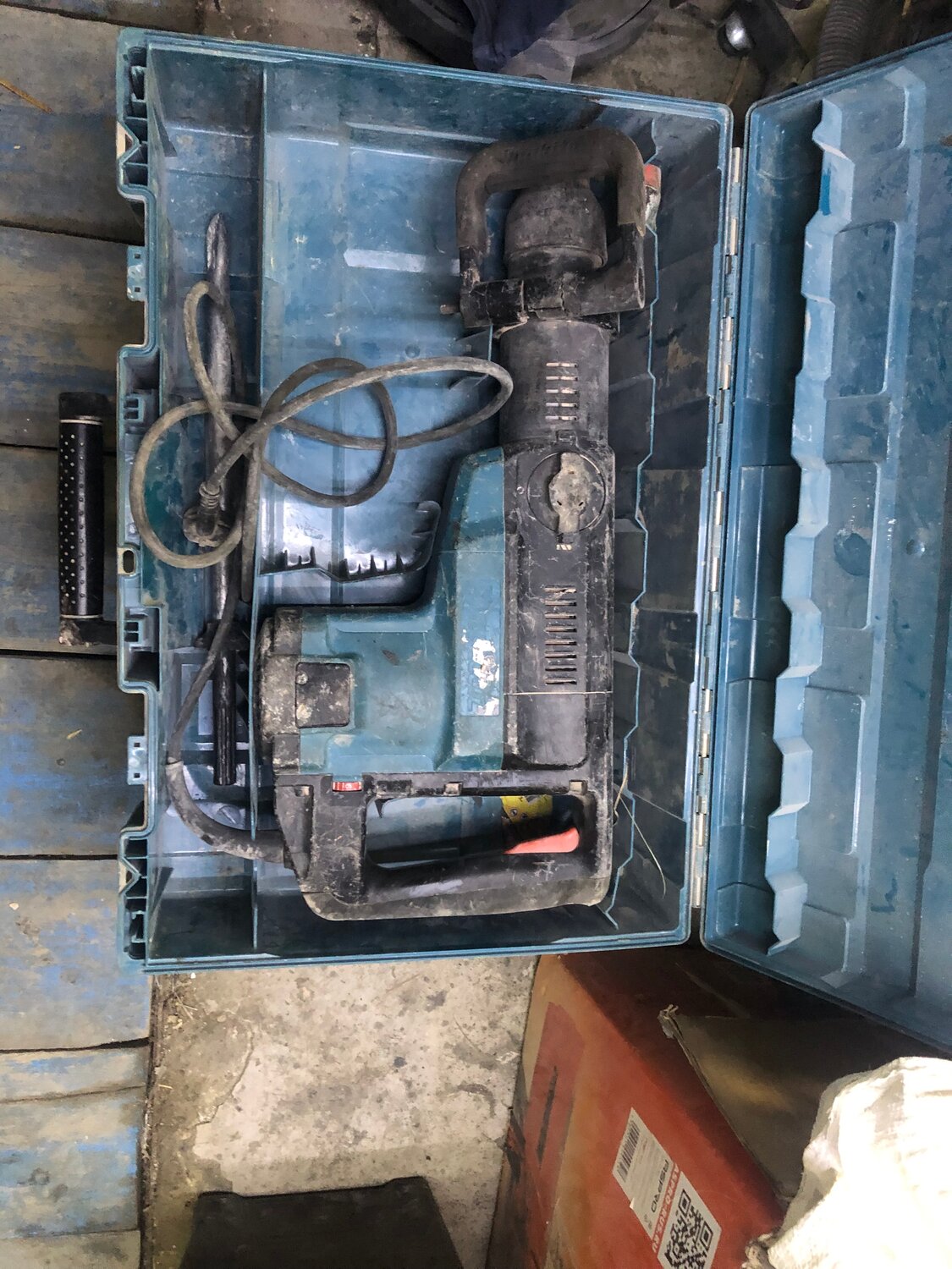 перфоратор макита большой, перфоратор макита 3000с корпус, макита перфоратор, перфоратор макита 4001с, перфоратор makita