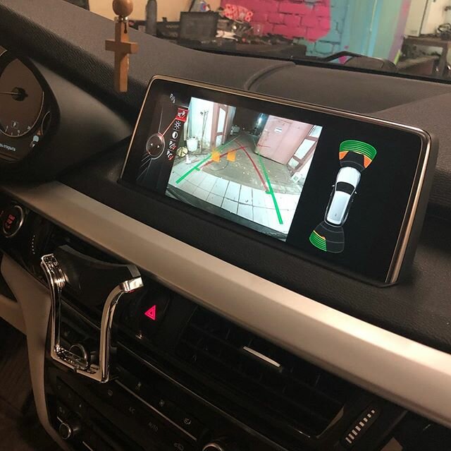 камера заднего вида bmw f48, камера заднего вида бмв g30, камера заднего вида х5 ф15, камера заднего вида bmw g05, nbt bmw камера заднего вида