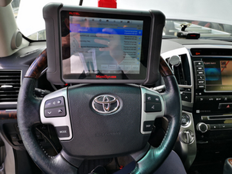 руль тойота 200 рестайлинг, toyota land cruiser, toyota land cruiser 200 руль, руль land cruiser 200, ланд крузер 200 2011 панел брибор