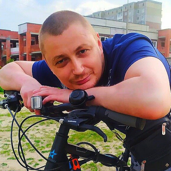 Алексей Наумов