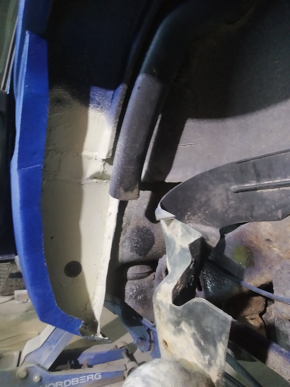 крепеж задние подкрылки лачетти хэтчбек, крепеж подкрылка переднего лачетти, подкрылки рапид крепление, подкрылок, петропласт подкрылки