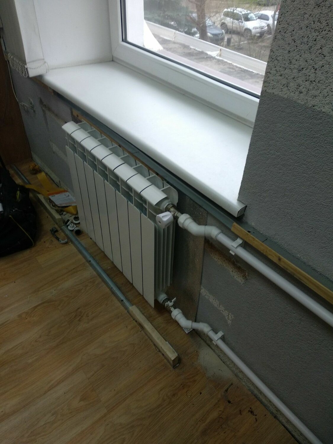 монтаж радиаторов отопления в частном доме, радиатор отопления, установка батарей отопления в частном доме, батареи отопления в частном доме доме, батареи отопления для дачи