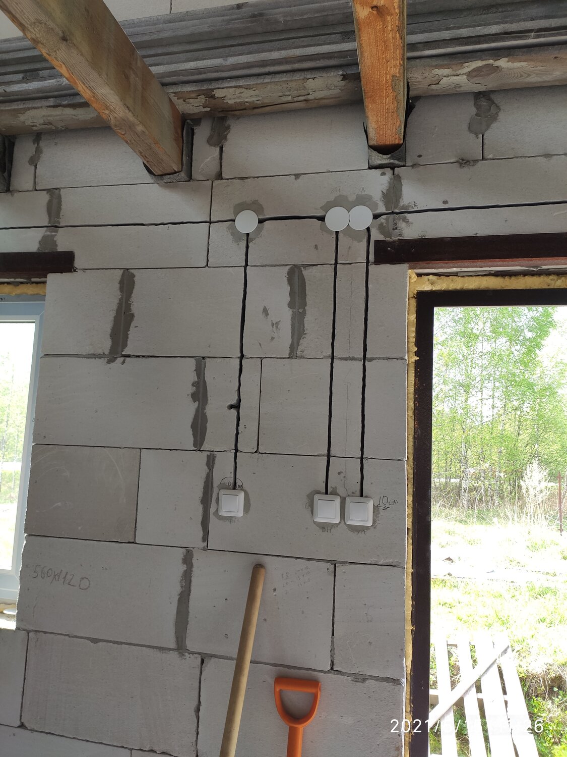 электрика в доме из газобетона, пеноблок, отделка газобетона изнутри, газобетон, монтаж электропроводки в пеноблочном доме