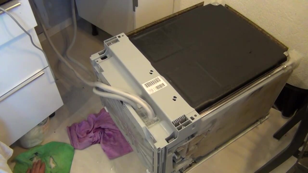 посудомоечная машина hotpoint-ariston li 420, посудомоечная машина, встраиваемая посудомоечная машина bosch srv55t03eu, посудомоечная машина hotpoint-ariston lst 1147, посудомоечная машина хотпоинт аристон hio 3c23wf