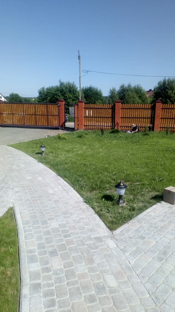загородный участок, ландшафтный дизайн загородного, дизайн загородного участка, забор на участке, дачный участок