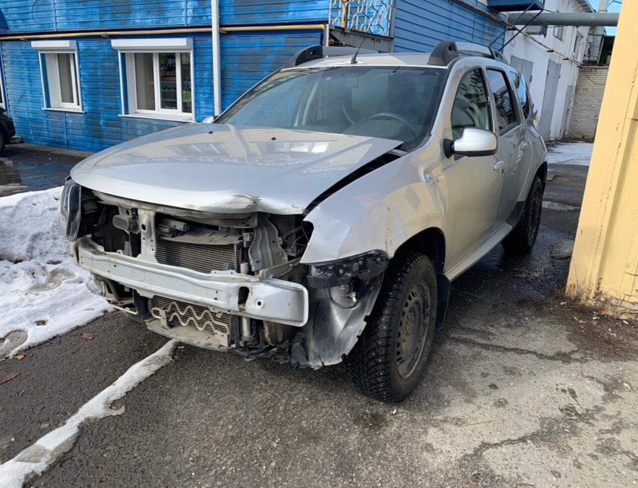 renault duster битый, renault duster, рено дастер черный битый, автомобиль, Renault Duster