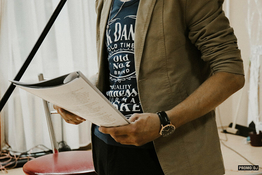мужчины, страница с текстом, книжка, парень, стиль