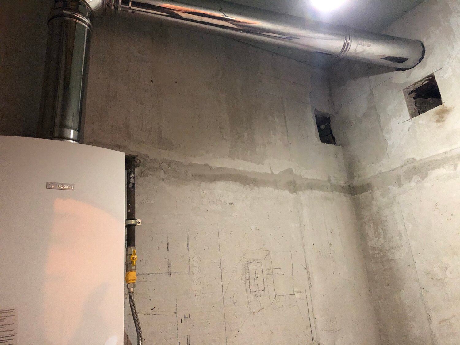 вентиляция в котельной 150, дымоходы для настенных газовых котлов, трубы вытяжки для газовой колонки сабировская д.50, вытяжные трубы для газовых котлов в частном доме, вентканал в котельной цвет графит