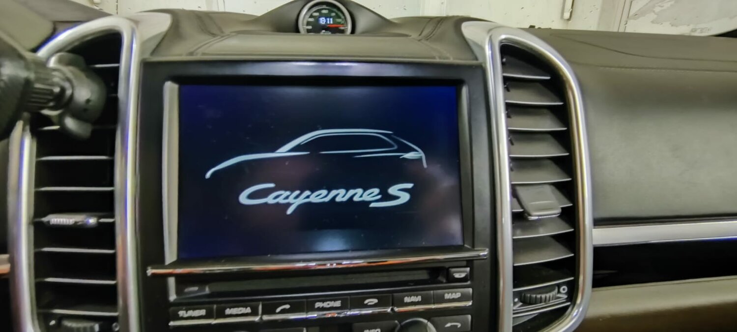 porsche cayenne, круговой обзор porsche cayenne, мультимедиа porsche cayenne, камера порше кайен, pcm 3.0 porsche cayenne