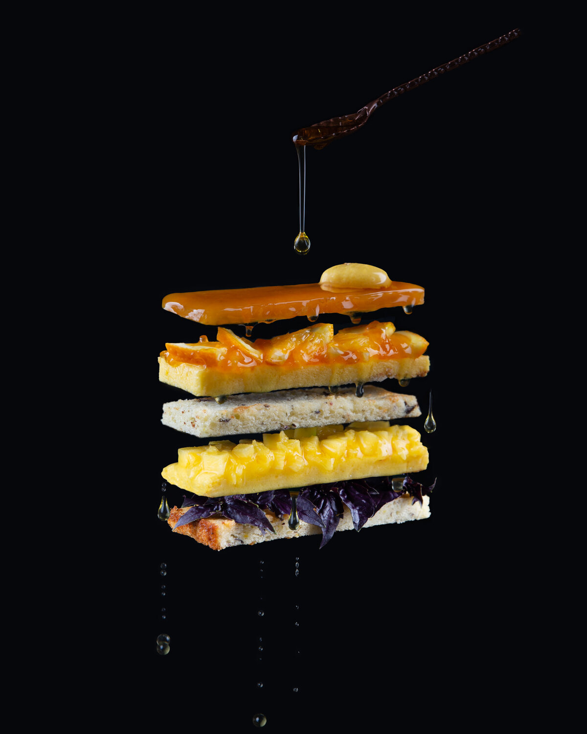 двойной бургер, мини десерты, простые десерты, бургер черный, бургер