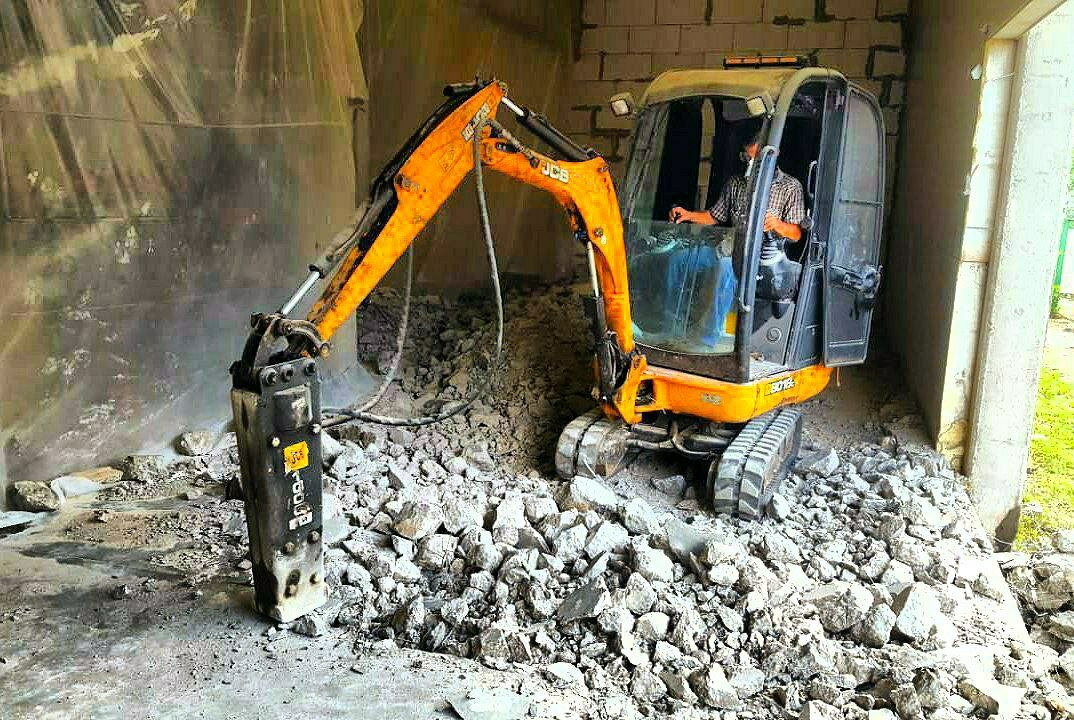 мини экскаватор, аренда мини экскаватора, услуги мини экскаватора, jcb 1cx гидромолот, навесной гидромолот