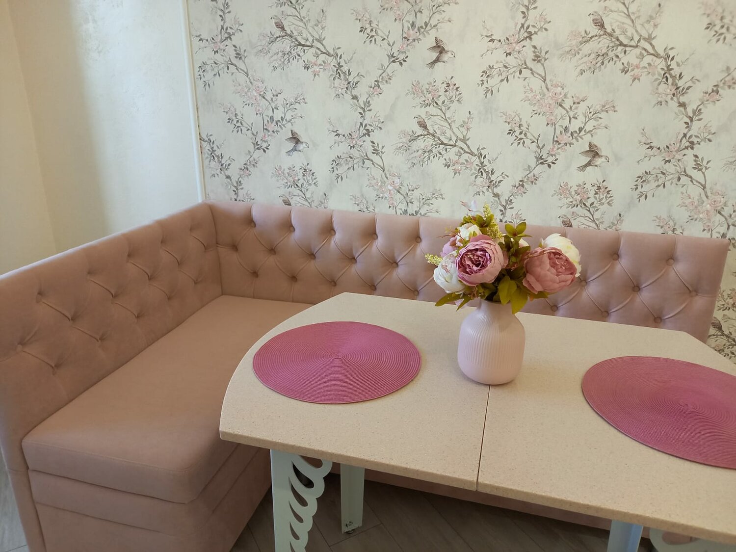 мебель для кухни, уголок кухонный, кухонный диван, полукруглый диван для кухни, кухонный угловой диван