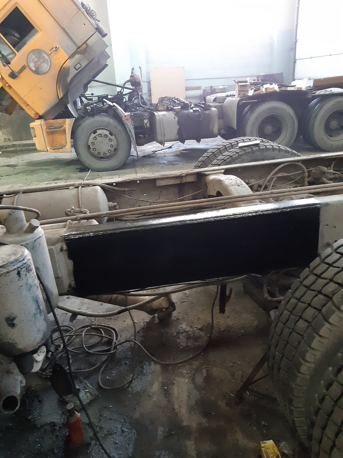 надрамник камаз 55111, удлинение рамы камаз 5320, седельный тягач камаз 65806-т5, мерседес 814 шасси, надрамник камаз 5511