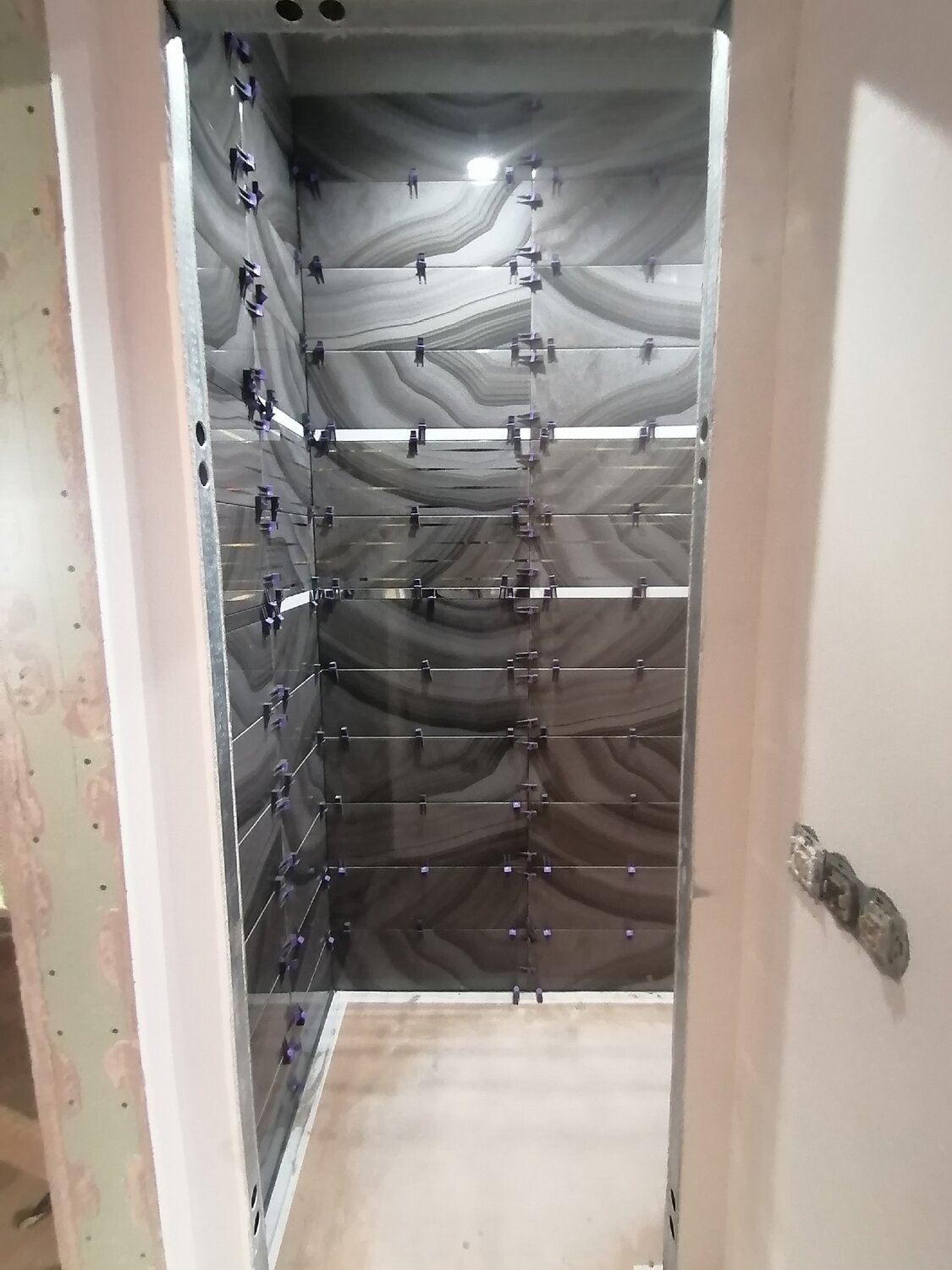 шкаф сушильный, шкаф сушильный шсо-2000, шкаф сушильный для одежды, коллекторный шкаф для теплого пола, вентилятор для сушильного шкафа на производстве