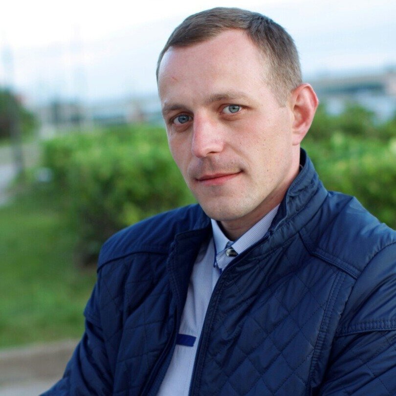 Александр Гусаров